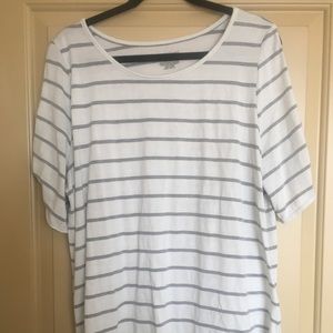 White and grey tshirt with keyhole shoulders